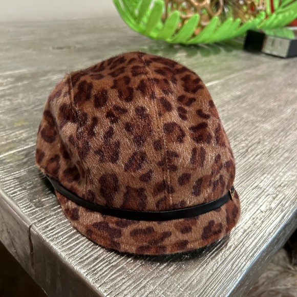 Accessories - Leopard Print Cap